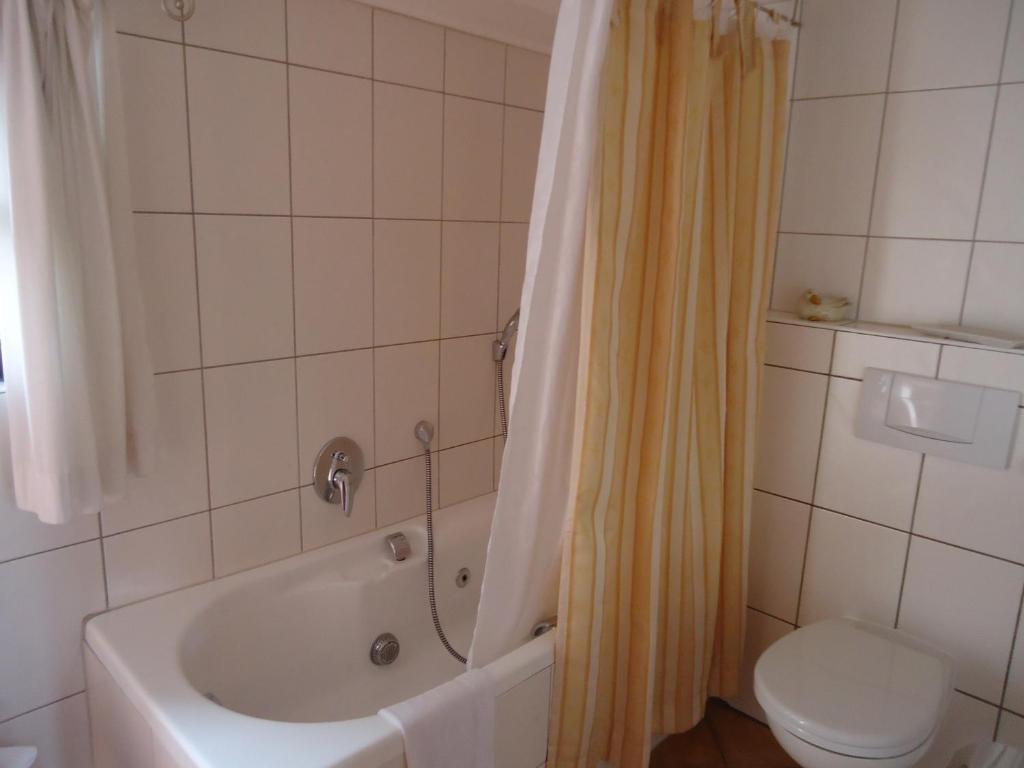 Am Alten Fronhof Bergisch Gladbach Exterior foto